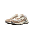 New Balance 9060 Cortado Linen – Sneakers