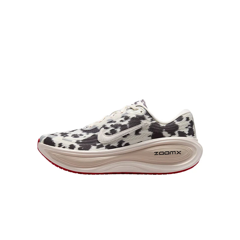 Nike Vomero Plus Sail University Cow Print – Sneakers