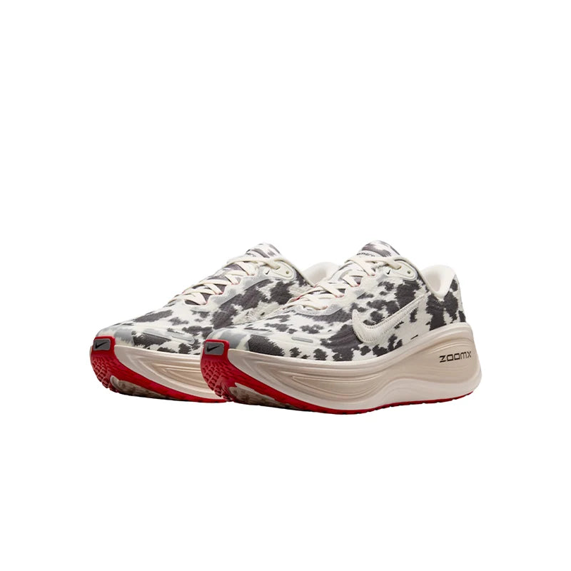 Nike Vomero Plus Sail University Cow Print – Sneakers